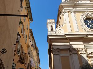 T2/3 Vieux Nice 58 m2