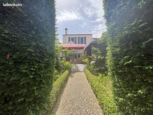 Maison 5 pièces 165 m²