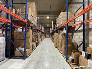 Local bureaux 763 m²