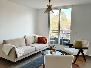 Appartement 3 pièces meublé – 55 m² avec balcon & vue dégagée – Chevilly‑la‑Rue (94550)