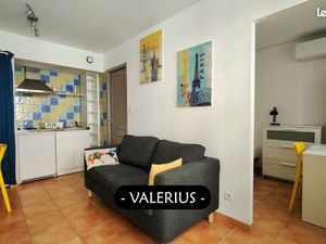 VALERIUS | Studio meublé | centre-ville | Climatisation
