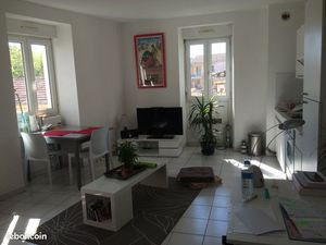 Jean Jaurès au calme Grand F2