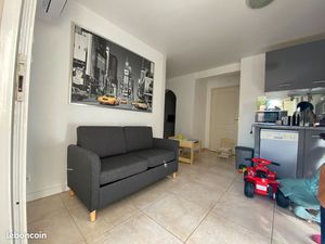 T2 rez-de-jardin moderne proche bus