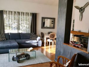 Maison terrasse garage jardin