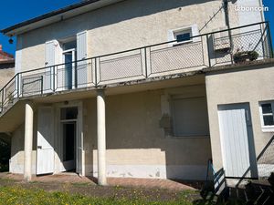 Appartement (RdC) (Proche Vesuna)