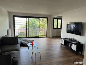 Grand F4 entièrement refait