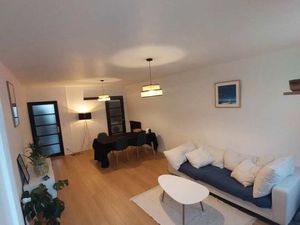 Triplex 142 m² – Centre historique Saintes