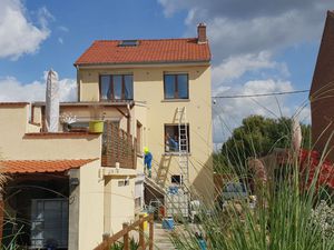 Location maison individuelle tout confort avec garage et jardin