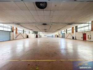 Local industriel 180 m²
