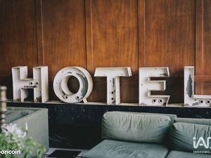 Hôtel 612 m² SAINT-DENIS