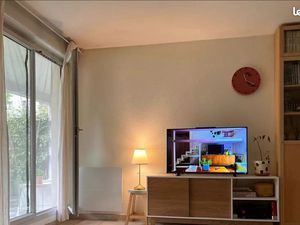 Location appartement T2 de 44mᒾ avec terrasse/jardin de 92mᒾ + parking en sous-sol