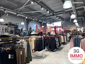 Local commercial 388 m²