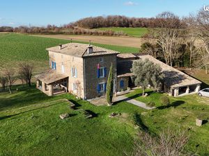 Vente magnifique ferme en pierre à Chabeuil
