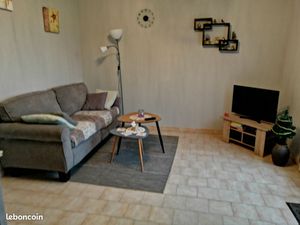 A louer studio meuble dampierre en burly
