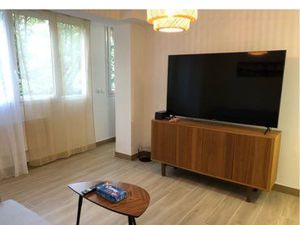 T2 lumineux 40 m² – Climatisation – Quartier Longchamp – 860+50 CC