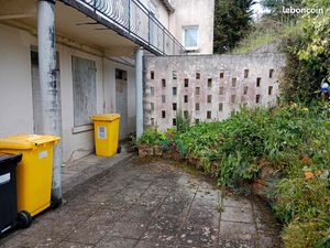 Investissement locatif : plateau 63 m2 à rénover avec extension et