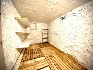 Cave facile d’accès pour stockage / entrepôt / garde meuble