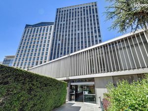 Bureaux 954 m² Puteaux