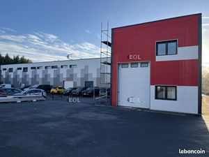 Local d'activité 1 196 m²