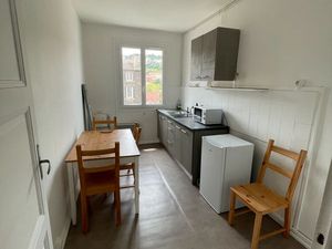 Appartement meublé 50 m² traversant – Quartier Albert Thomas  calme