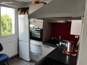 Appartement à vendre à Yutz 65m2  balcon garage  parking