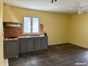 Loue appartement f2 non meublé tampon