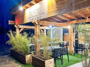 Fonds de commerce – Restaurant / Pizzeria – Axe très passant – Les Mages