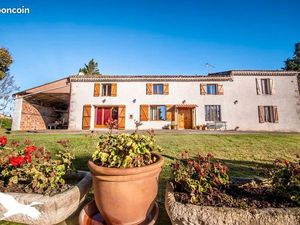 Ferme 9 pièces 315 m²