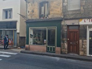 Loue magasin Ornans 250