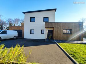 Maison proche Mellac - LE TREVOUX 128m²