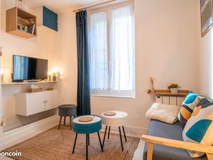 10 atouts pour ce joli F1 proche resto U  meublé  rénové et très équipé