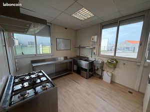 ? local commercial / laboratoire de restauration – 35 m² – entièrement équipé