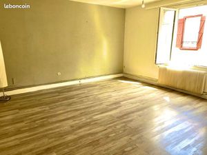 T3 intéressant - Église Saint-Pierre