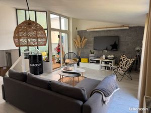 Appartement 4 pièces très lumineix