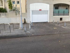 Location garage fermé