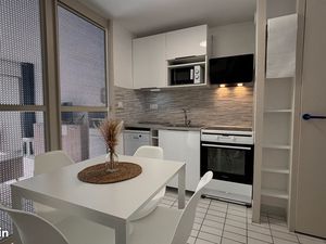 Charmant studio meublé