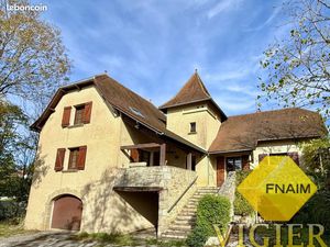 Maison 8 pièces 186 m²