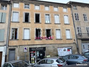 Immeuble 349 m² Carpentras
