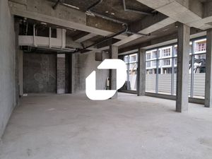 Local commercial 171 m²