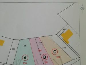 A vendre 3 terrains a batir a Bouelles 76