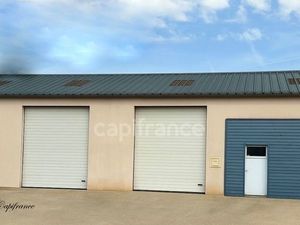 Local d'activité 440 m²