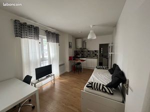 Studio meublé quartier métro sans souci lyon 8