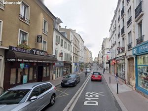 Boutique 138 m² ST MANDE