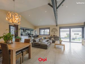 Maison 6 pièces 192 m²