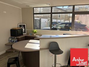 Local commercial 120 m²