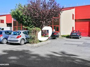 Local d'activité 380 m²