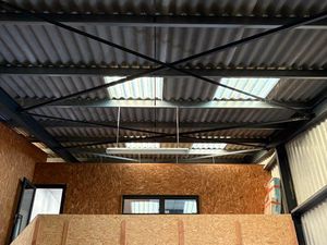 DÉPÔT À LOUER 130 m2 À ST LAURENT DE LA PREE