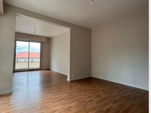 T4 SPACIEUX & LUMINEUX – BALCON – BOX - Clermont-Ferrand – secteur Marcombes / Salins