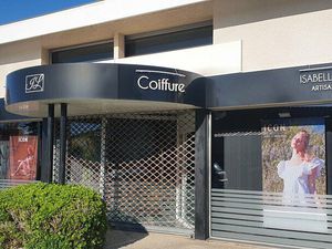 Local commercial 160 m²