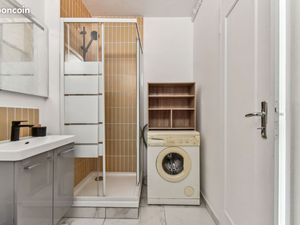 Studio 1 pièce 27 m²